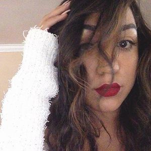 Meet your Posher, Ariana